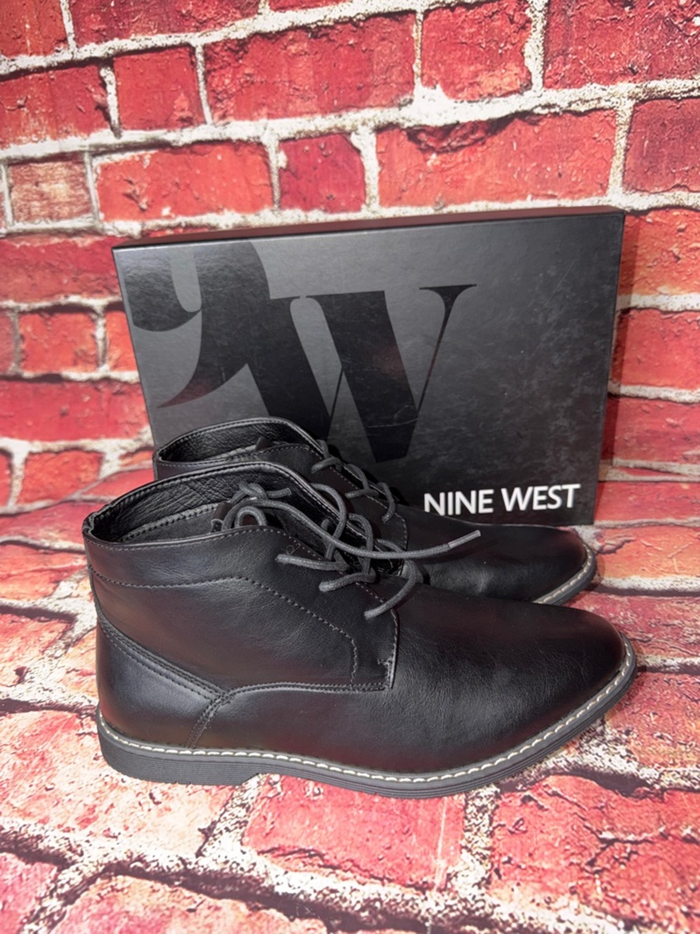 Nine West Black Leather Men's Chukka Boots size 8.5 new with tags